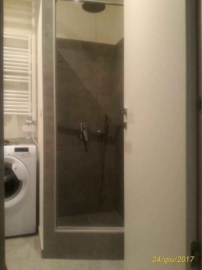 Maria Holiday Homes -Vitruvio 42 Appartamenti Милано Екстериор снимка